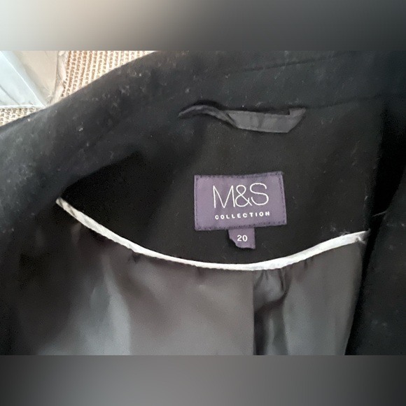Marks & Spenser - elegant and classy black evening coat - Picture 8 of 11